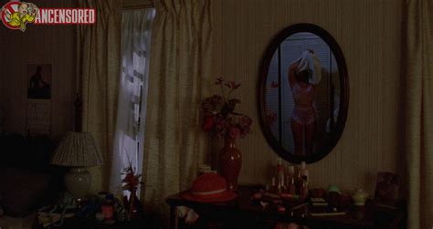 Naked Jill Whitlow In Night Of The Creeps