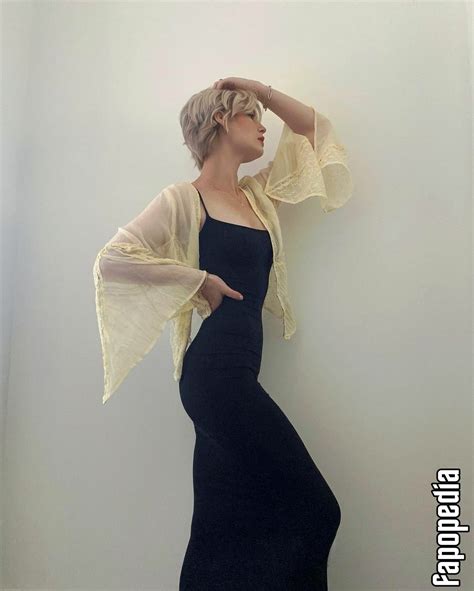 KallMeKris Nude OnlyFans Leaks Photo 1049933 Fapopedia