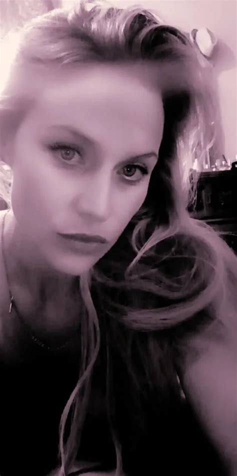 Peaches Free Photos Nude Pics XHamster