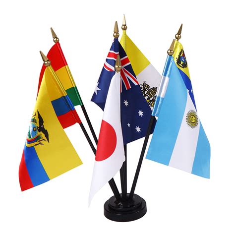 Detail Tangan Genggam Bendera Koleksi Nomer 47