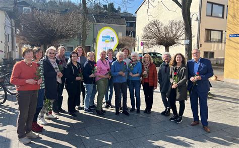 Faire Rosen Zum Weltfrauentag In Remagen Rhein Ahr Anzeiger