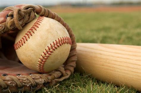 Baseball equipment that will improve your skills - The Frisky