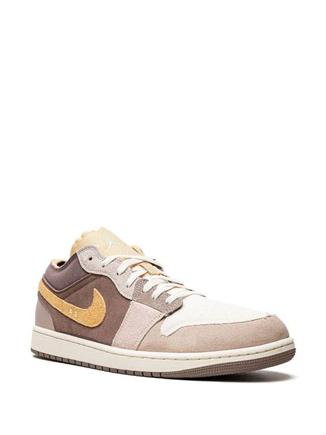 Jordan Air Jordan Low Se Craft Taupe Haze Sneakers Neutrals