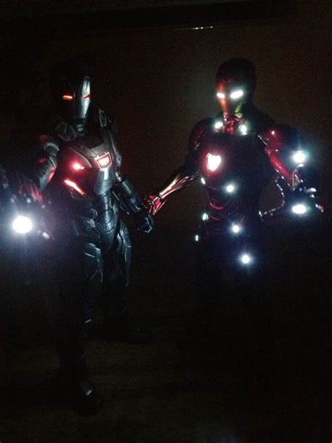 Pin By Manny On Hot Toys Hot Toys Darth Vader Darth