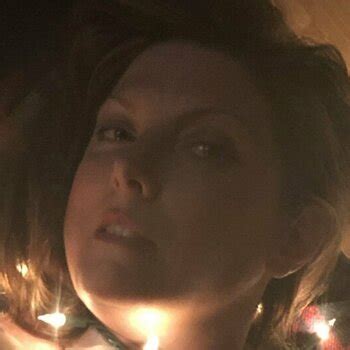 Yourhornyneighbor Nude Leaks TheFappening