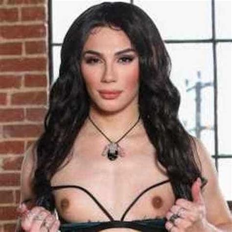 Sexy Trans Stewardess Spitroasted By Hunk Big Tittied Babe XHamster