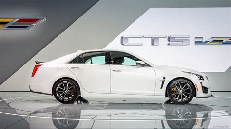 Cadillac CTS-V | 2016MY | Presentation at NAIAS | Side