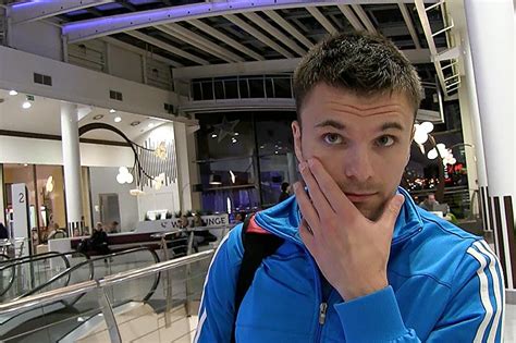 Jeune gars hétéro vidéo gay Czech Hunter GayMobile fr