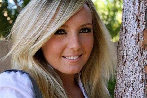 Unmasking The Jessica Nigri OnlyFans Scandal: Experts React To The Fallout Image 9