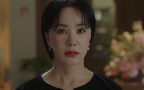 Viewers Puzzled By Uhm Jung Hwas Image And Dictation On Doctor Cha