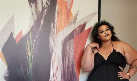 Hot Sexy Brandi Mallory Bikini Pics