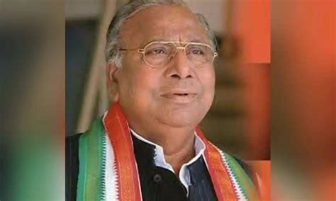 Make Bc As Pcc Chief V Hanumantha Rao