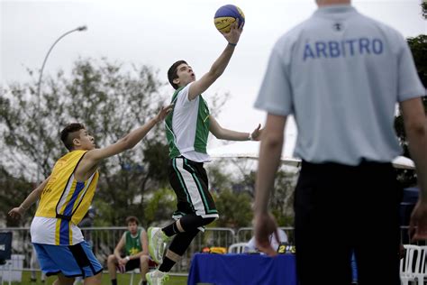 Fotos basquete ganha parque em São Paulo torneio de 3X3