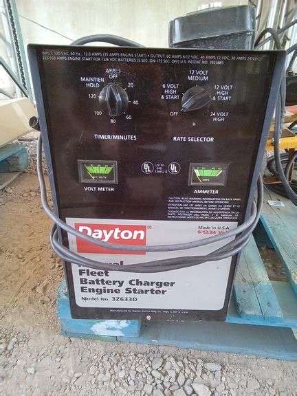 Dayton Manuel Fleet Battery Charger Engine Starter Model 3z633d