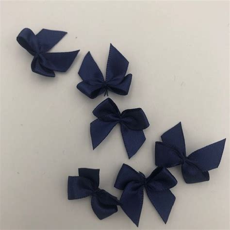 Noeud Satin Bleu Marine Idonim Lingerie