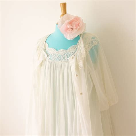 Vintage Lingerie Set Off White Peignoir Robe And Gown Vintage Boudoir Vintage Lingerie