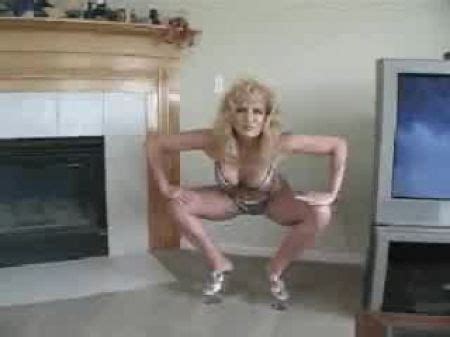 Bikini Undress Hotntubes Porn