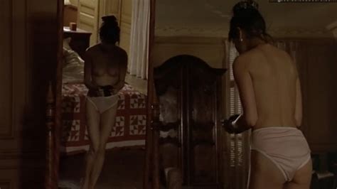Naked Marie Trintignant In Nuit D Ete En Ville