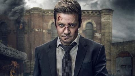 Jeremy Renner compartilha 1ª foto após grave acidente