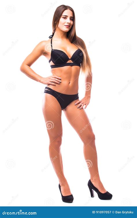 Jeune Femme Sexy Posant Dans Un Bikini Noir D Isolement Sur Le Fond Blanc Image Stock Image Du