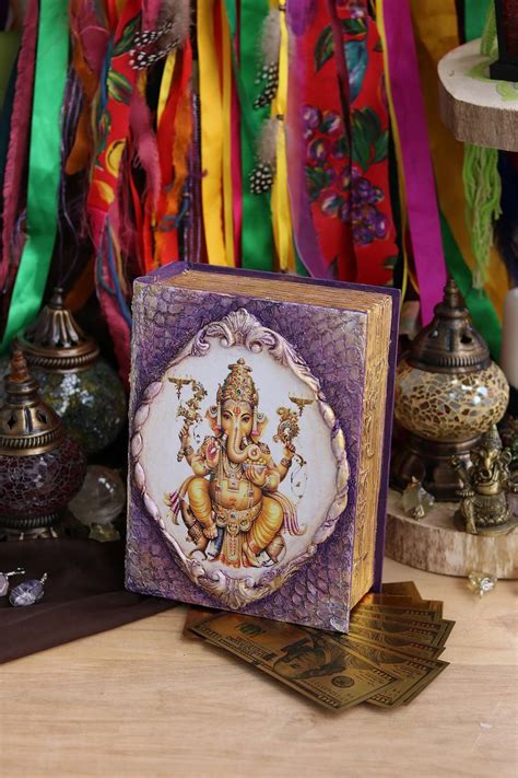 Ганеша шкатулка для привлечения денег с мантрой и янтрой | Indian art ...