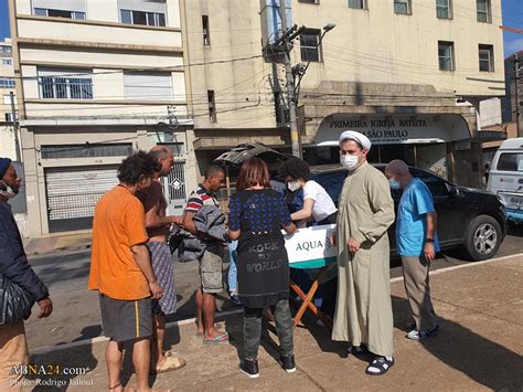 Brazilian Shia Cleric Sheikh Rodrigo Jalloul Distributes Snacks And