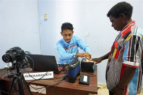 Capaian Perekaman Ktp Elektronik Di Papua Barat Daya ANTARA Foto