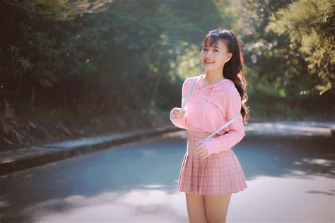 vo  vo thoi tiet rat khac nghiet khi quay mv xach balo  tim anh