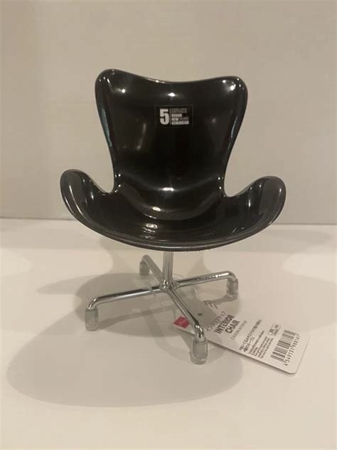 SCALE PHICEN TBLeague Hot Toys Daiso Black Chair With Metal Leggings EUR