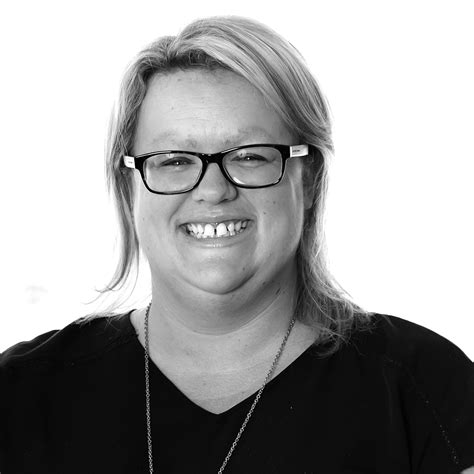 Property Listings: Residential Flats for Sale in W11 12