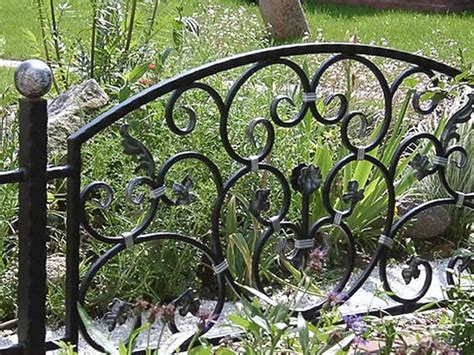 Садовые оградки из металла в Алматы