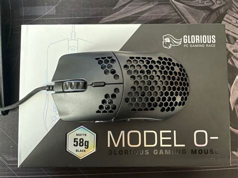 Glorious model o
