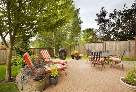 35 Inspiring Outdoor Brick Patio Ideas