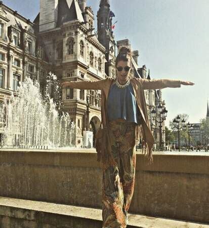 Instagram Caroline Receveur et Ginny Weasley de Harry Potter en bikini Télé Loisirs