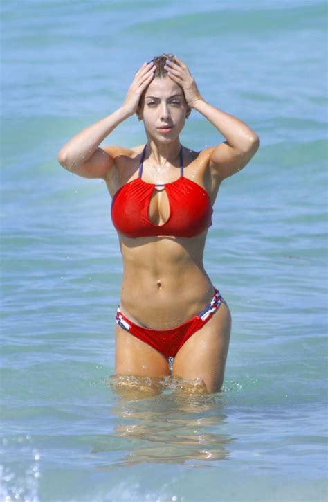 Hot New Valeria Orsini Bikini Pics