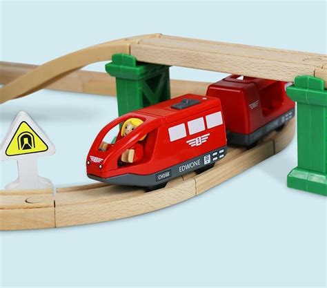 Детская игрушечная железная дорога из дерева EdWone, 80 деталей (Brio ...