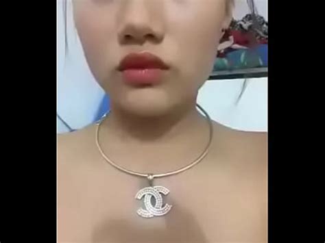 Em gái tự sướng XVIDEOS