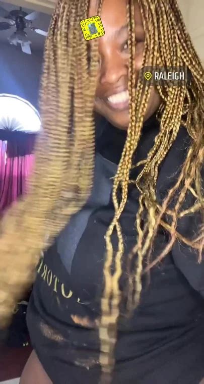 Black Hot Babe Twerks BBW BBW Porn Feat Kreamy Empress XHamster