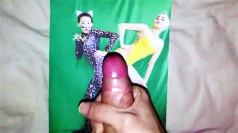 Noah And Miley Cyrus Cum Tribute Gay Porn XHamster