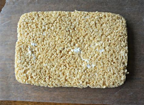 Double Marshmallow Rice Crispy Treats | Midwest Mash