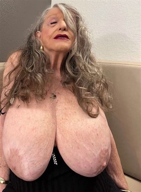 Porn Broad In The Beam Tit Granny Nude Maturegrannypussy