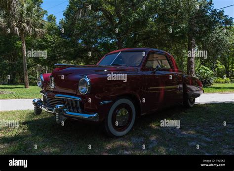 1947 Studebaker Champion Business Coupe Hi Res Stock Photography And