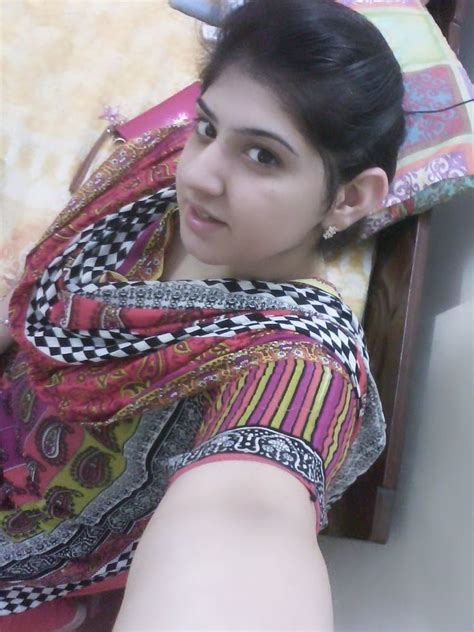 Very Hot Pakistani Girl Mega Leaked Album Rare Collection Don T Miss Desi New Pics Hd Sd