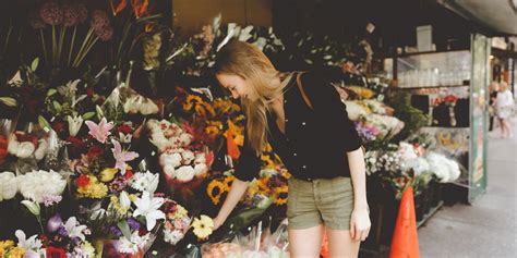 Candid Girls: 3 Things You Need to Know Before You Date One - ecfnvr5