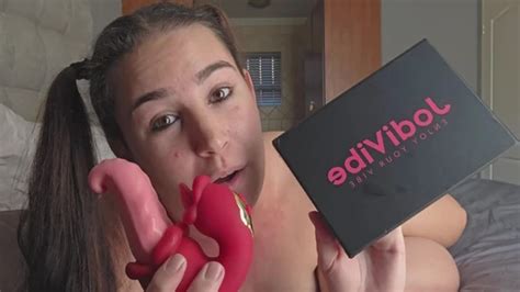 Bbw Unboxes Plays With Jodivibe Medusa Dual Tongue Clit And G Spot Vibrator Xhamster