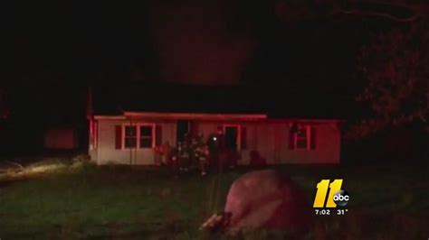 Vacant House Goes Up In Flames In Johnston County Abc11 Raleigh Durham