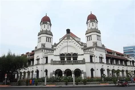 Wisata Lawang Sewu Semarang Bangunan Berarsitektur Eropa Sempat Jadi