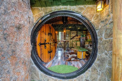 This Incredible Hobbit Treehouse Is A Tolkien Fans Dream Come True