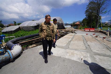 Pj Wali Kota Batu Aries Tinjau Akses Sudetan Sungai Paron Bumiaji