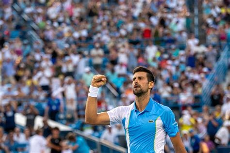 US Open 2023 Djokovic Soffre Ma Si Salva In Cinque Set Avanzano